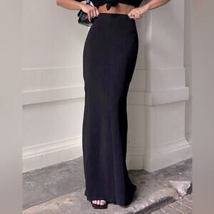 NWT REVOLVE & MINIMALIST lovers COMMENSE stretchy no slit maxi skirt black S